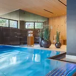 Zimba Hotel 4*